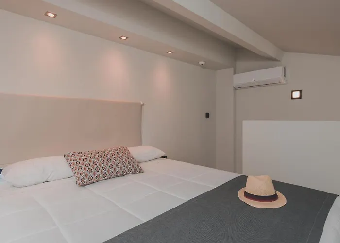 Cavo Di Hotel 4*