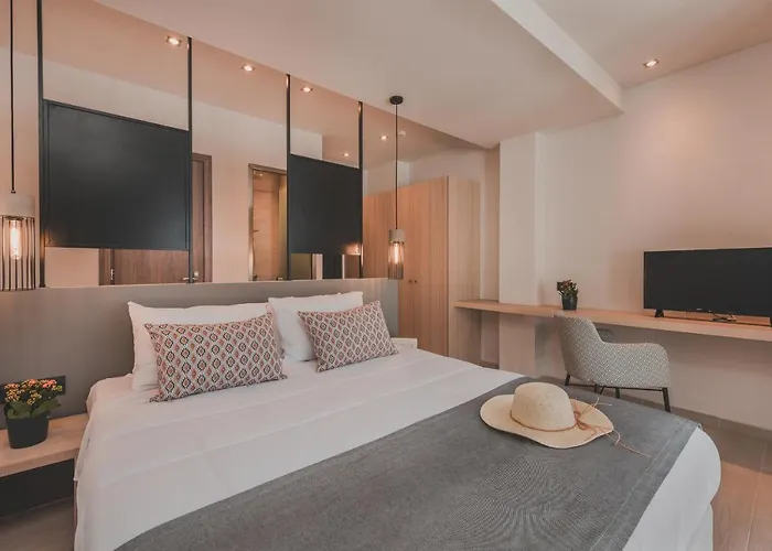 Hotel Cavo Di 4*