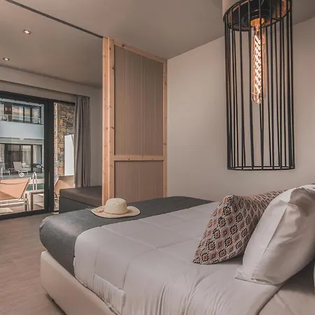 Hotel Cavo Di 4*