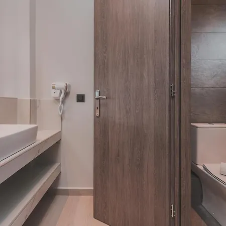 Cavo Di Hotel