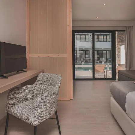 Cavo Di 4* Kalamákion