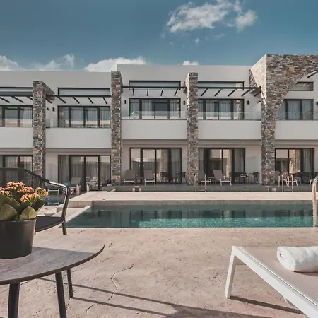 Hotell Cavo Di Kalamákion