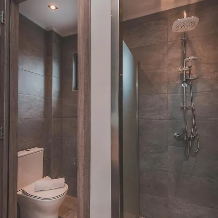 Hotell Cavo Di Kalamákion